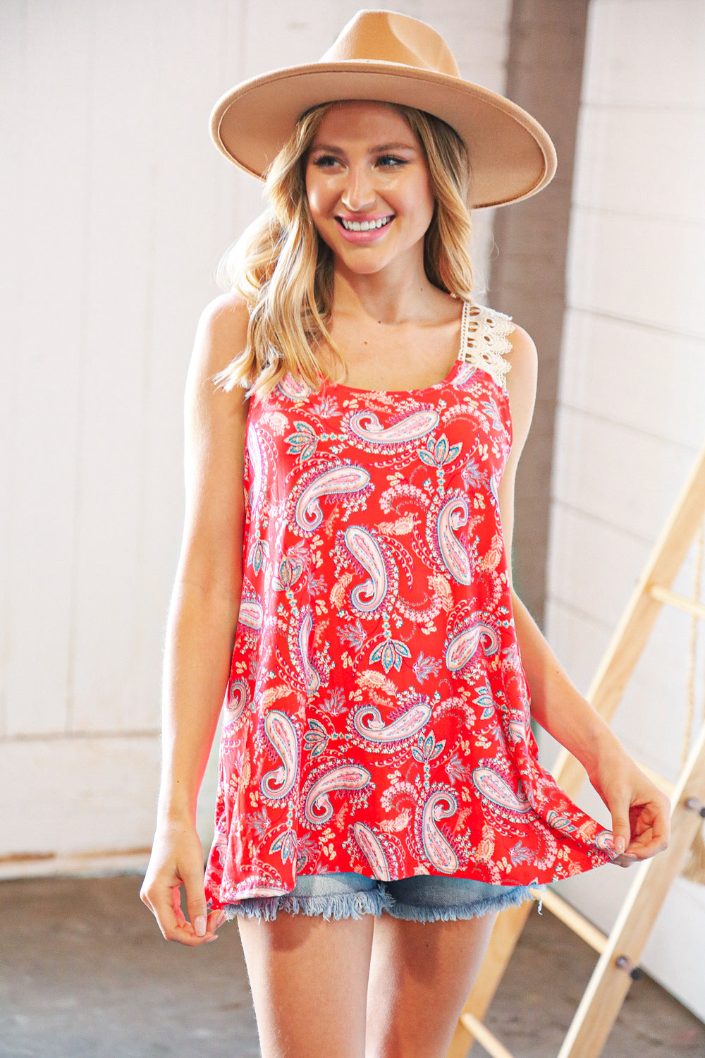 Explore More Collection - Coral Paisley Scallop Crochet Strap Tank Top