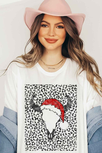 Explore More Collection - CATTLE CHRISTMAS GRAPHIC T-SHIRT