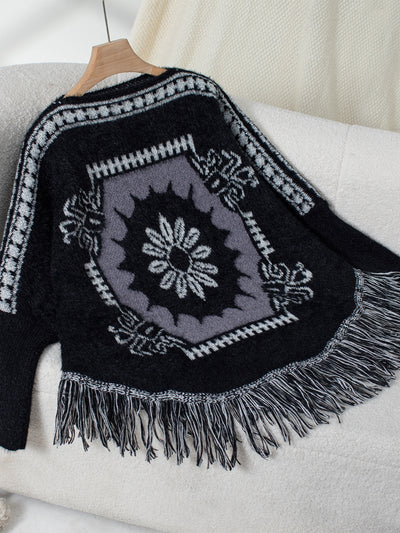 Explore More Collection - Fringe Geometric Long Sleeve Poncho