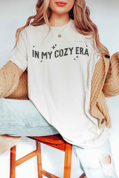 Explore More Collection - IN MY COZY ERA GRAPHIC TEE