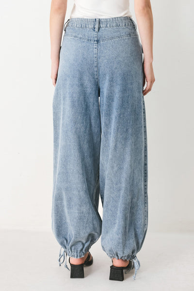 EASY EDGE DENIM PANTS