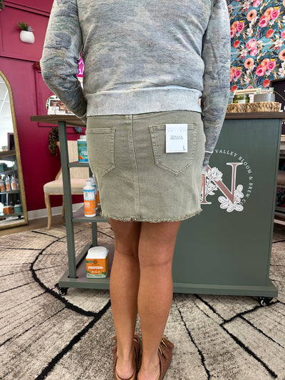 Jo - A Stretchy Denim Skirt - Color Choice