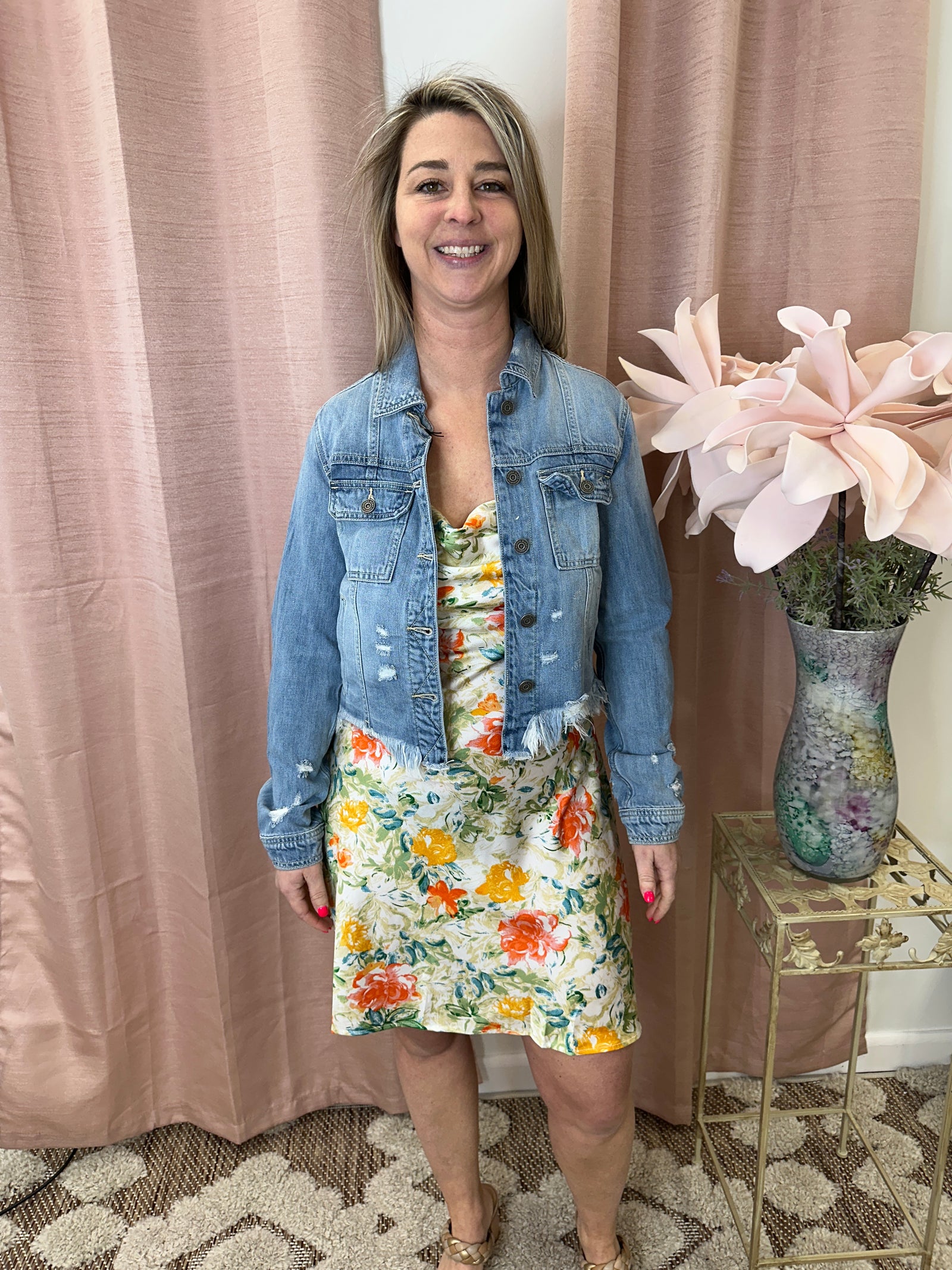 Lorry - Light Wash Frayed Bottom Fitted Jacket [REBEL]