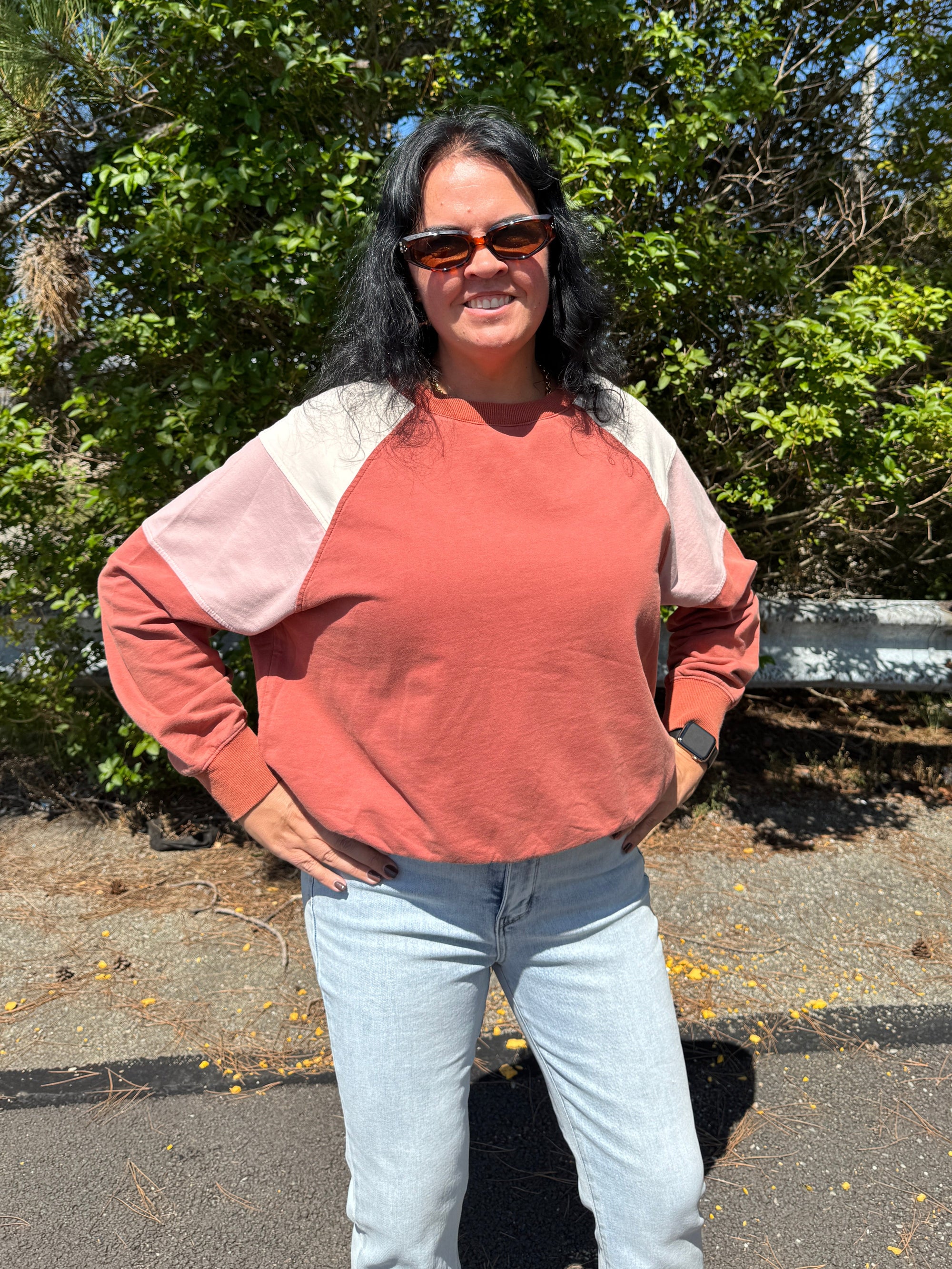 Joelle - Color Block Sweatshirt