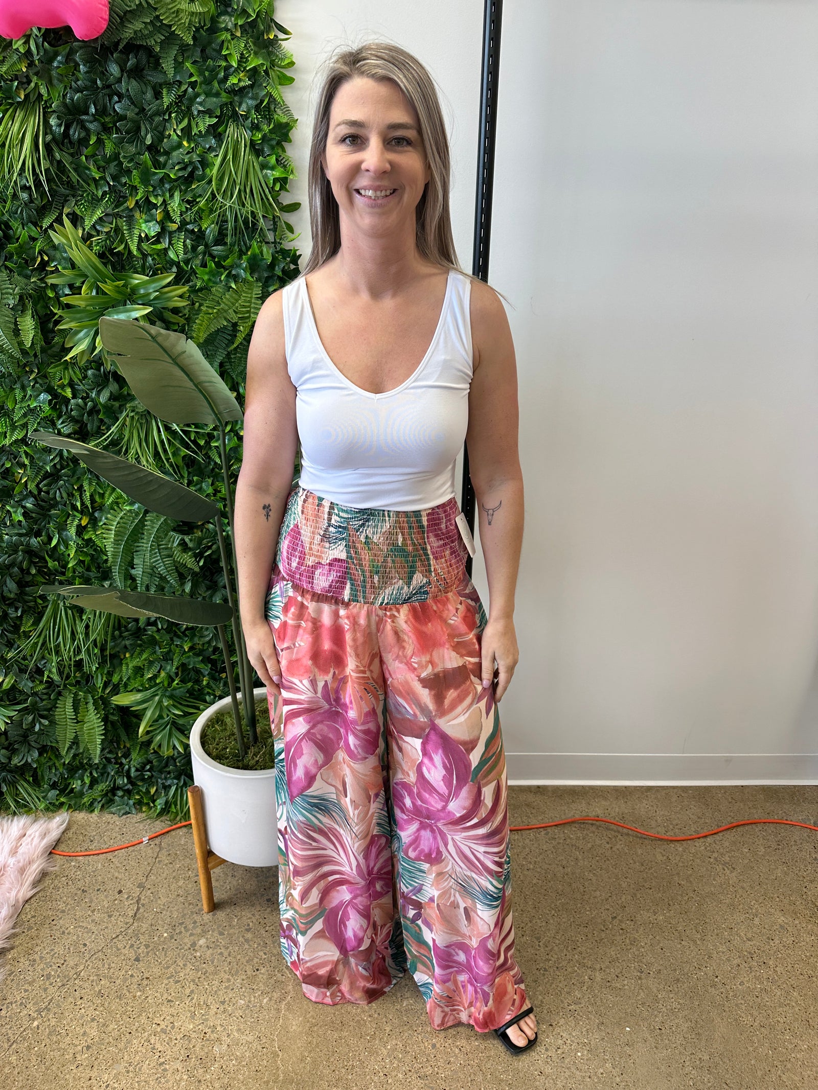 Everyday Basics - V or U Neckline Reversible Seamless Tank - SHORT