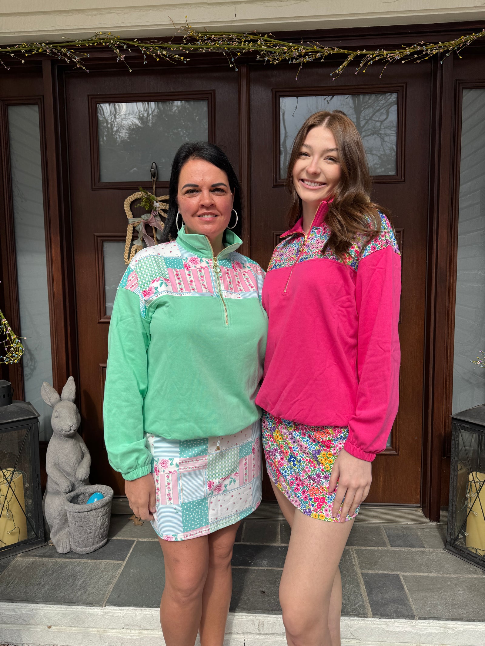 Mia - A Printed Floral Top - Choose Color