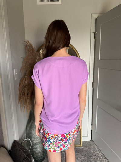 Jeana - A Short Sleeve V- Neck Top
