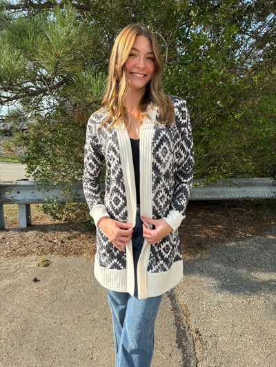 Tribal - A Hacci Tribal Ribbed Pocketed Cardigan