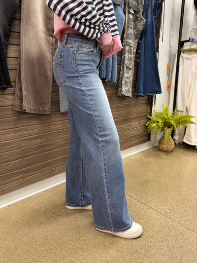 Carmela - A Pair of Mid Rise Retro Wide Leg Jeans