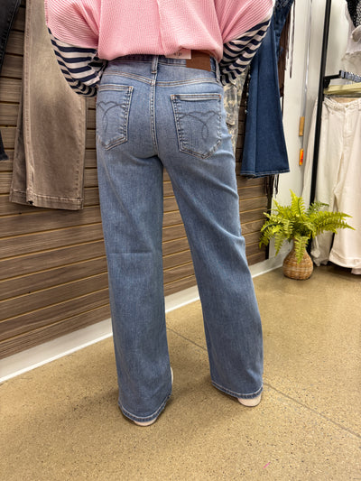 Carmela - A Pair of Mid Rise Retro Wide Leg Jeans