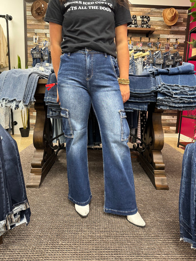 Sal - A Pair of High Rise Wide Cargo Jeans