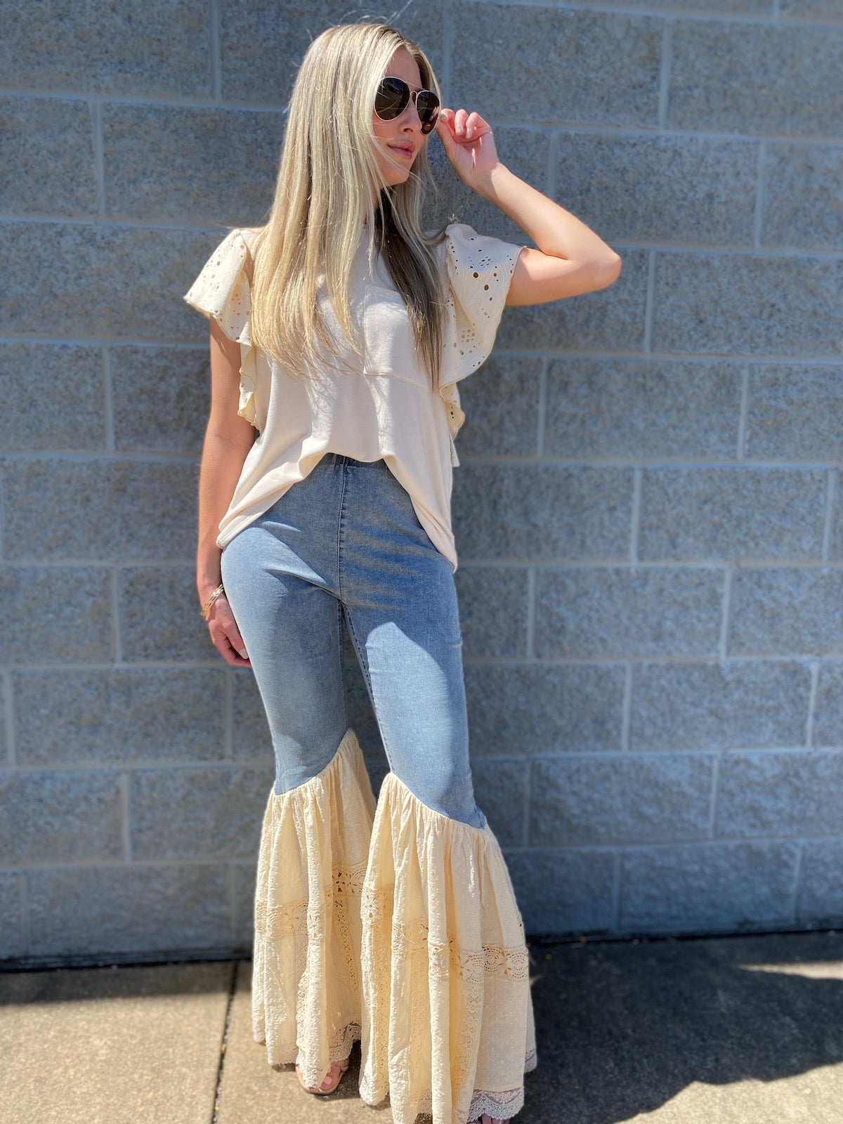 Tide - A Contrast Laced Bell Bottom Pants