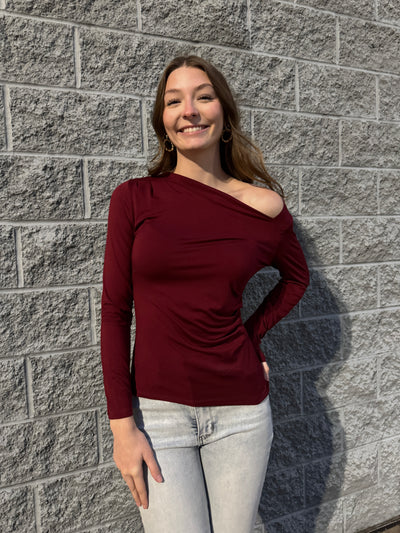 Alexis - A Cut Out Neckline Detail Long Sleeve Top