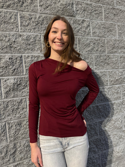 Alexis - A Cut Out Neckline Detail Long Sleeve Top