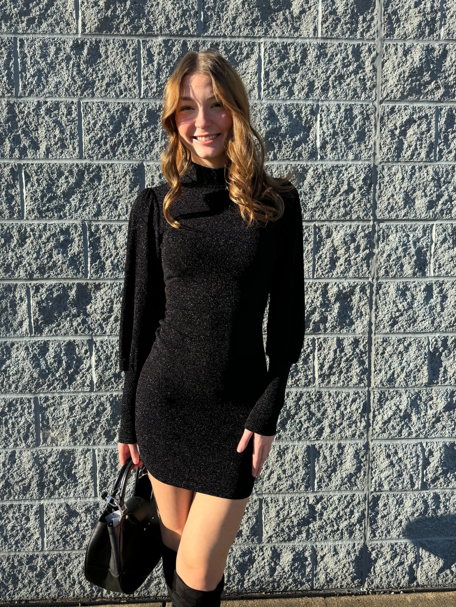 Wind - A Sparkle Dress