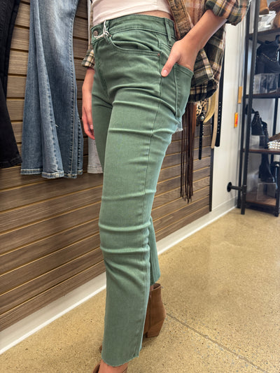 Valeria - A Pair of Pants