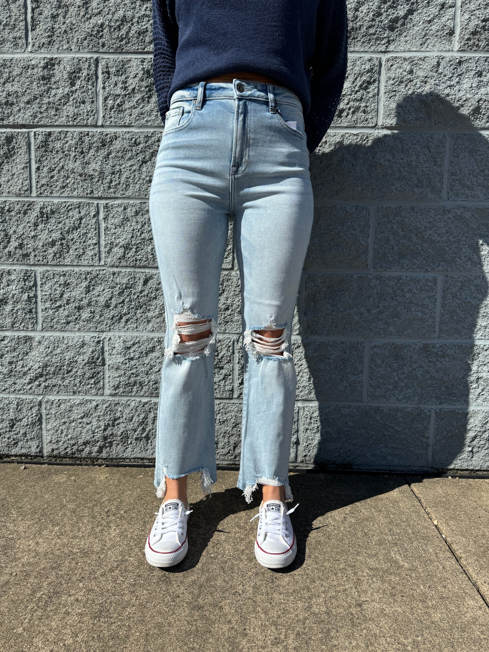 Madeline - MEDIUM WASH KNEE DISTRESSED FRAYED HEM CROPPED FLARE