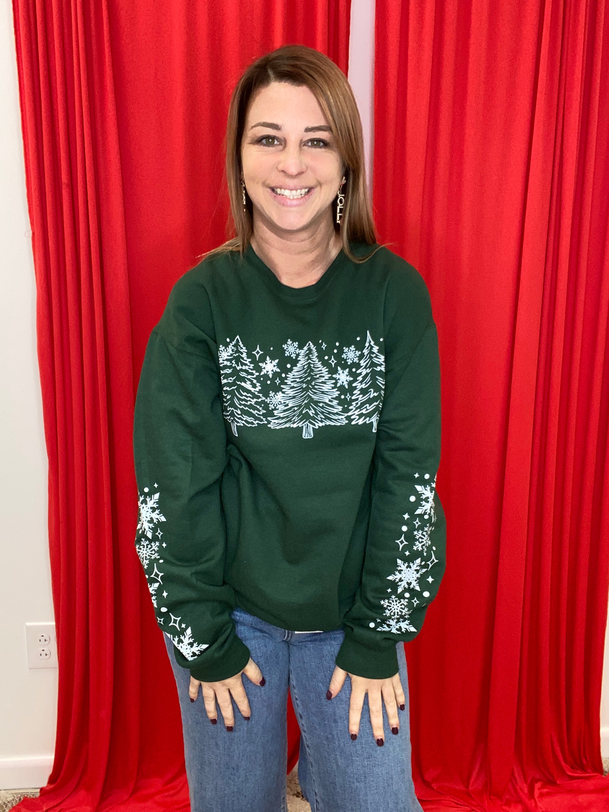 Explore More Collection - Christmas Snowflakes Graphic Crewneck