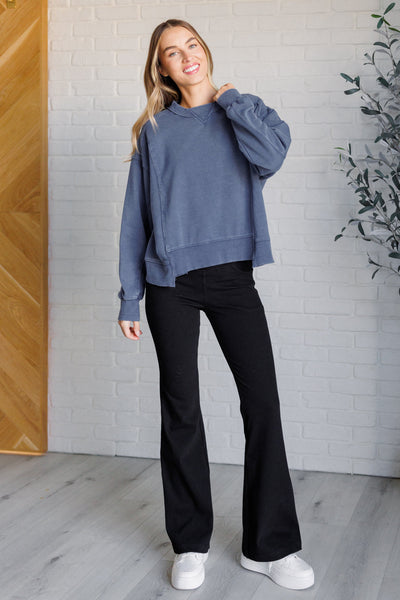 Explore More Collection - Quick Fix Mineral Wash Crew Neck Pullover in Psychic