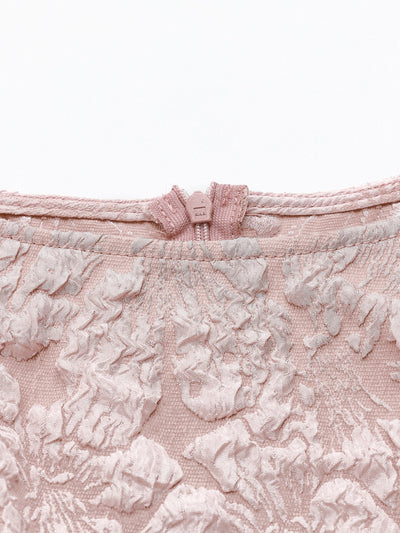 b40d0eff-a04f-447d-a96a-309b8cdf06d1-Max