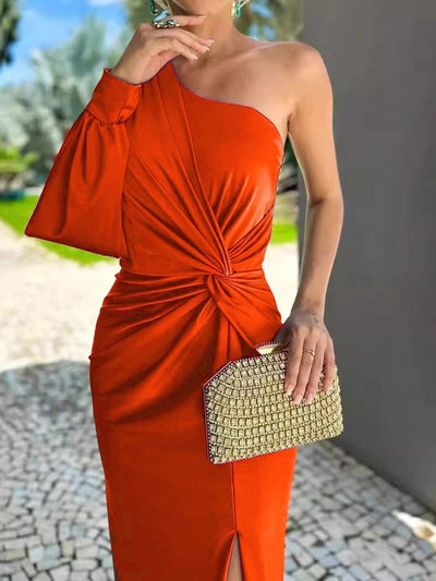 e24775511c034a478ed8b18cc6a77a3a-Max